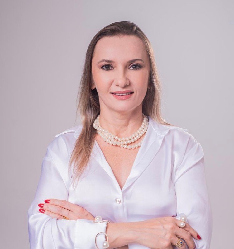 Dra. Maria do Carmo Souza Neta Pereira